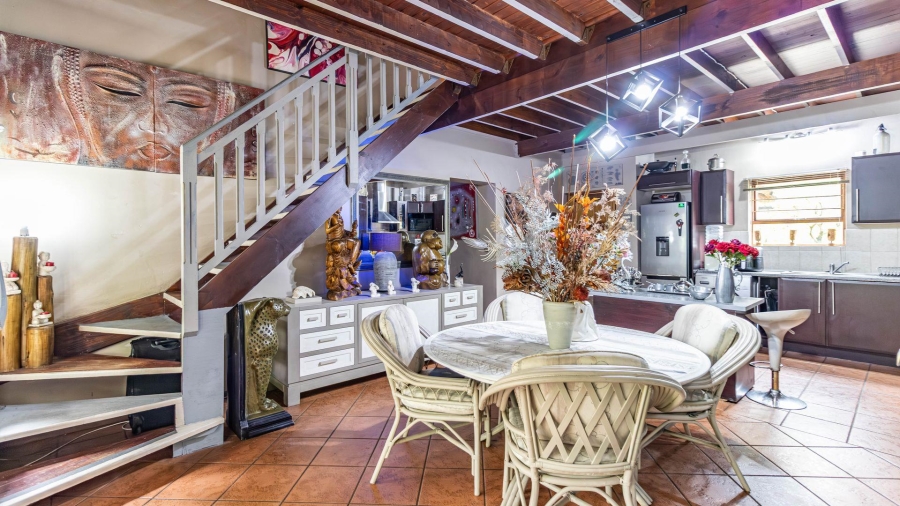 5 Bedroom Property for Sale in Sharonlea Gauteng