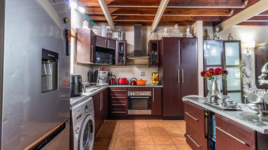 5 Bedroom Property for Sale in Sharonlea Gauteng