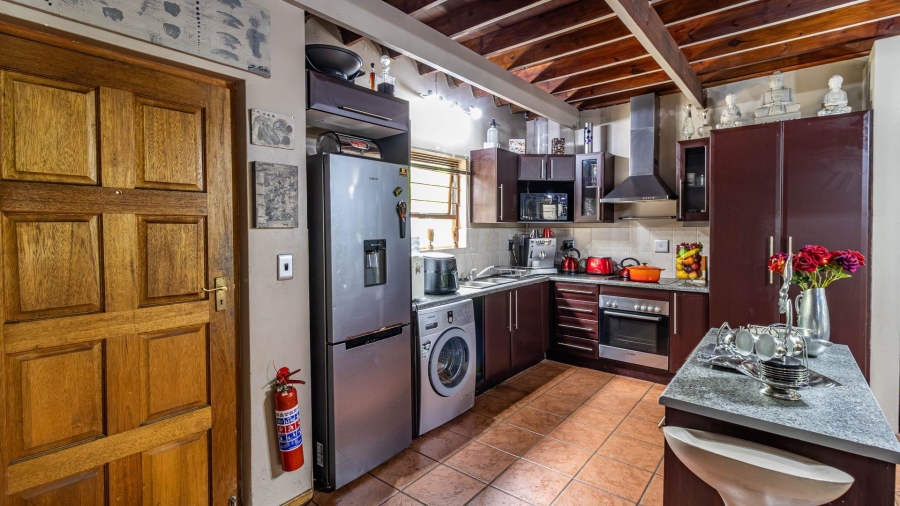 5 Bedroom Property for Sale in Sharonlea Gauteng