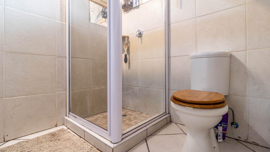 5 Bedroom Property for Sale in Sharonlea Gauteng