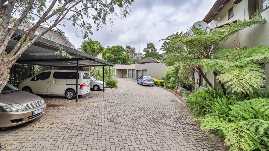 5 Bedroom Property for Sale in Sharonlea Gauteng