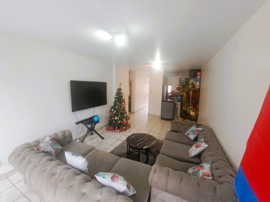 2 Bedroom Property for Sale in Kilner Park Gauteng