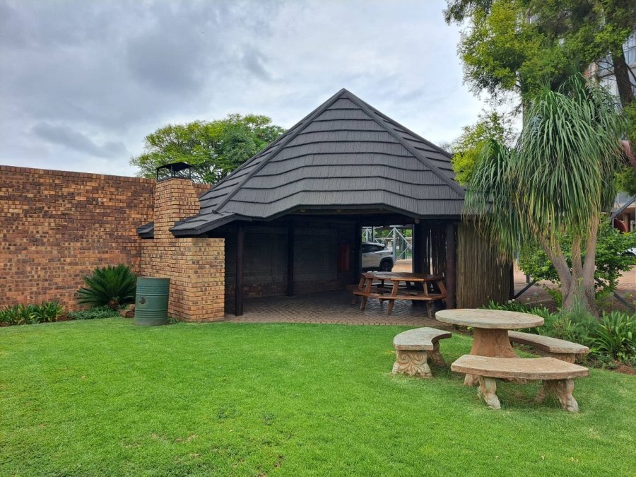 2 Bedroom Property for Sale in Kilner Park Gauteng