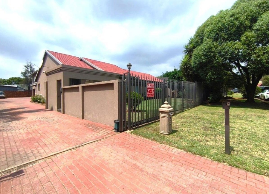 4 Bedroom Property for Sale in Randhart Gauteng