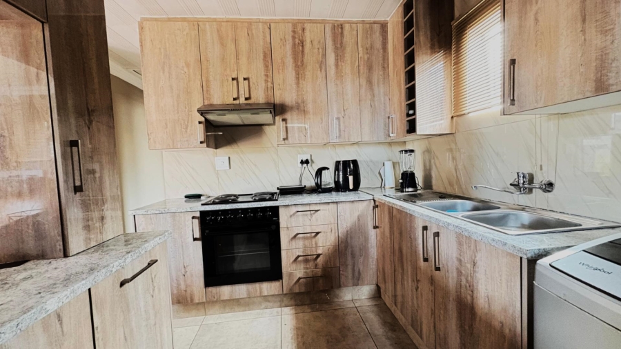 3 Bedroom Property for Sale in Alrode Gauteng