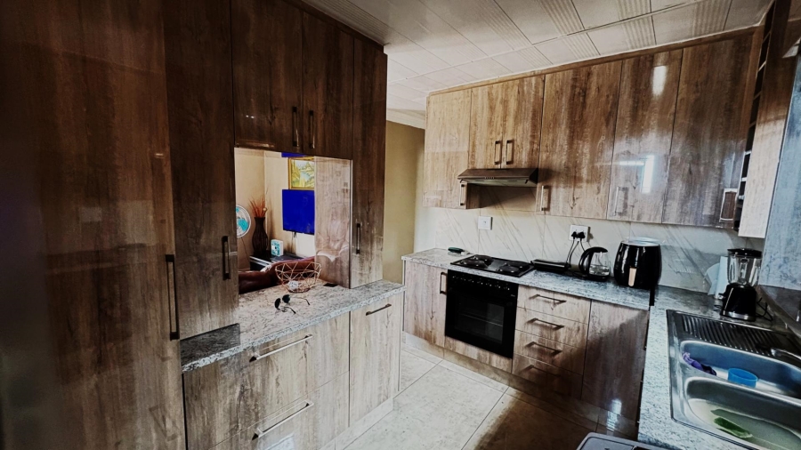 3 Bedroom Property for Sale in Leopard