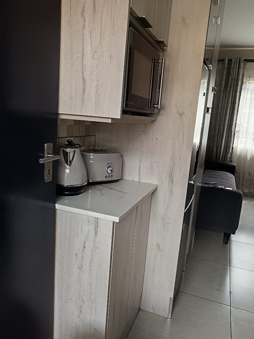 2 Bedroom Property for Sale in South Hills Gauteng