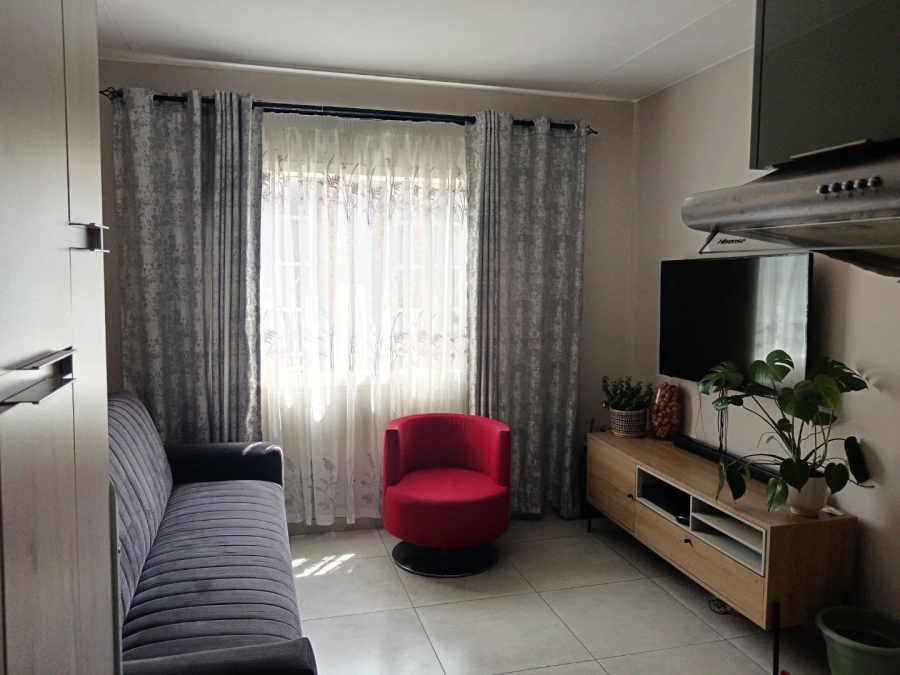 2 Bedroom Property for Sale in South Hills Gauteng