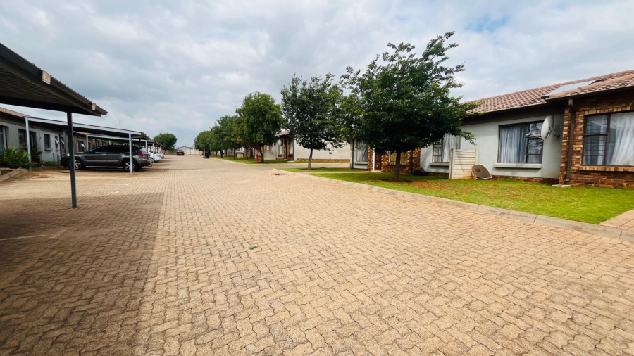 3 Bedroom Property for Sale in Dawn Park Gauteng
