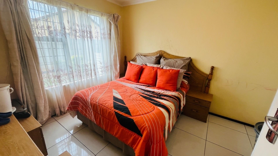 3 Bedroom Property for Sale in Dawn Park Gauteng