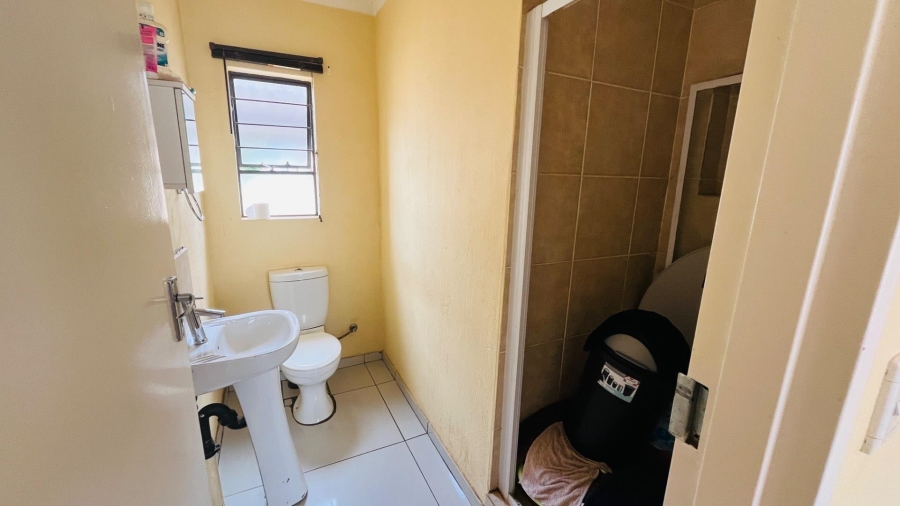 3 Bedroom Property for Sale in Dawn Park Gauteng
