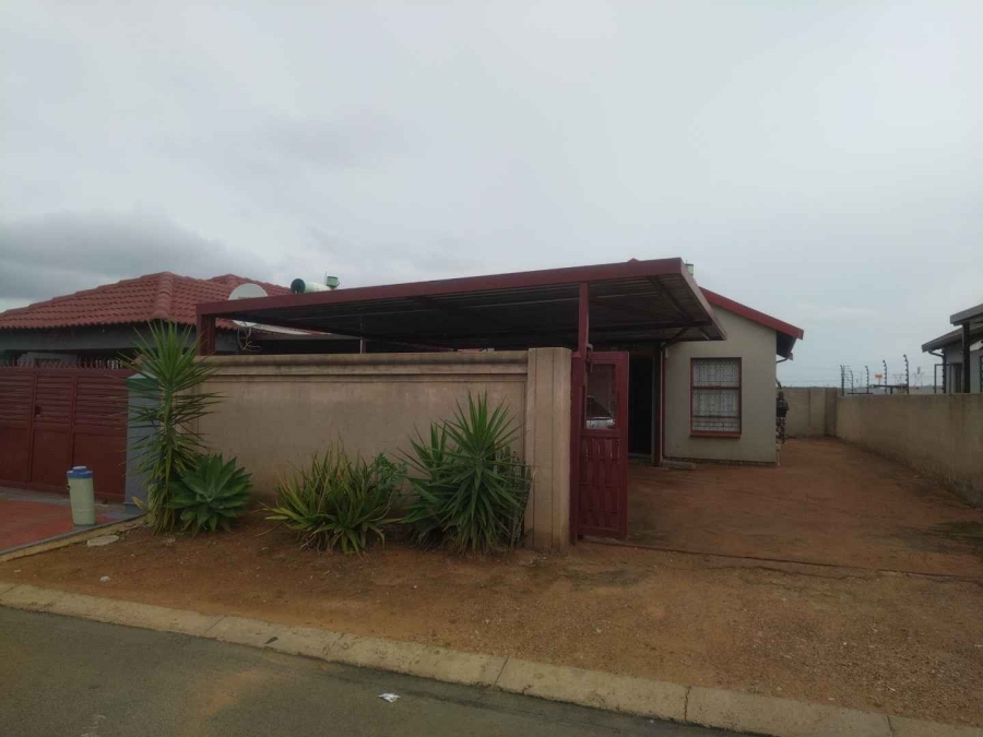 2 Bedroom Property for Sale in Soshanguve VV Gauteng