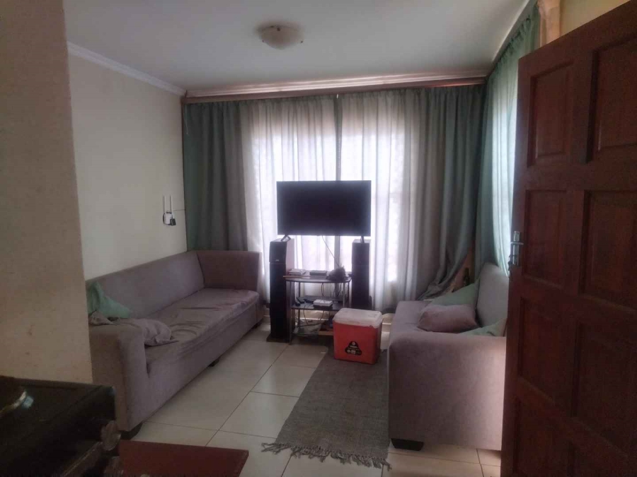 2 Bedroom Property for Sale in Soshanguve VV Gauteng