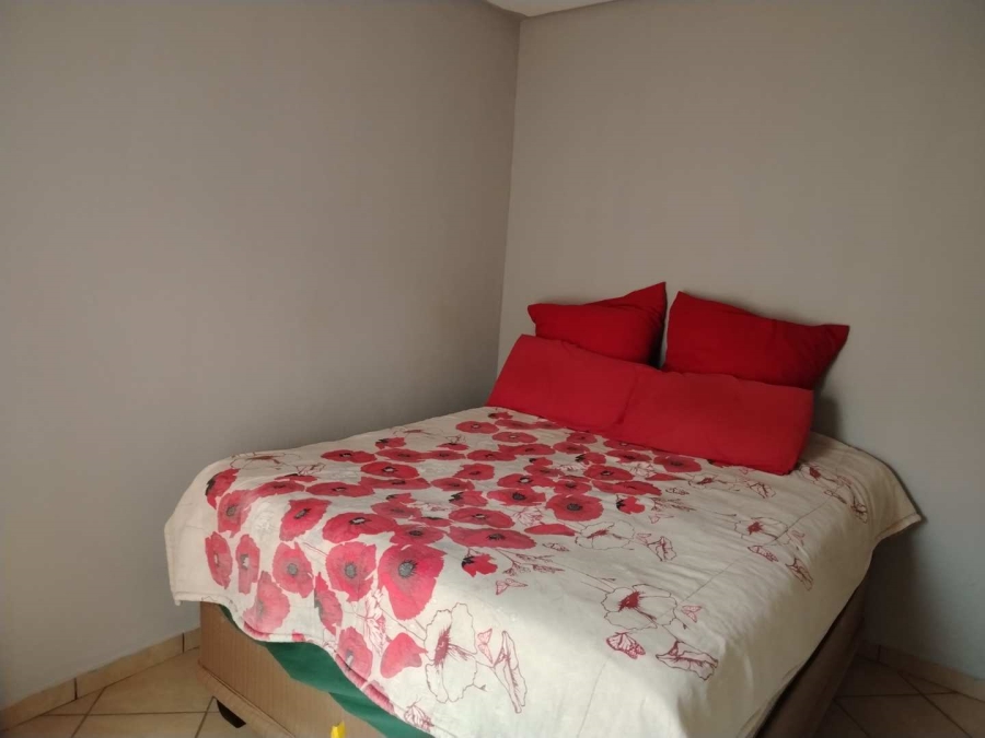 2 Bedroom Property for Sale in Lotus Gardens Gauteng