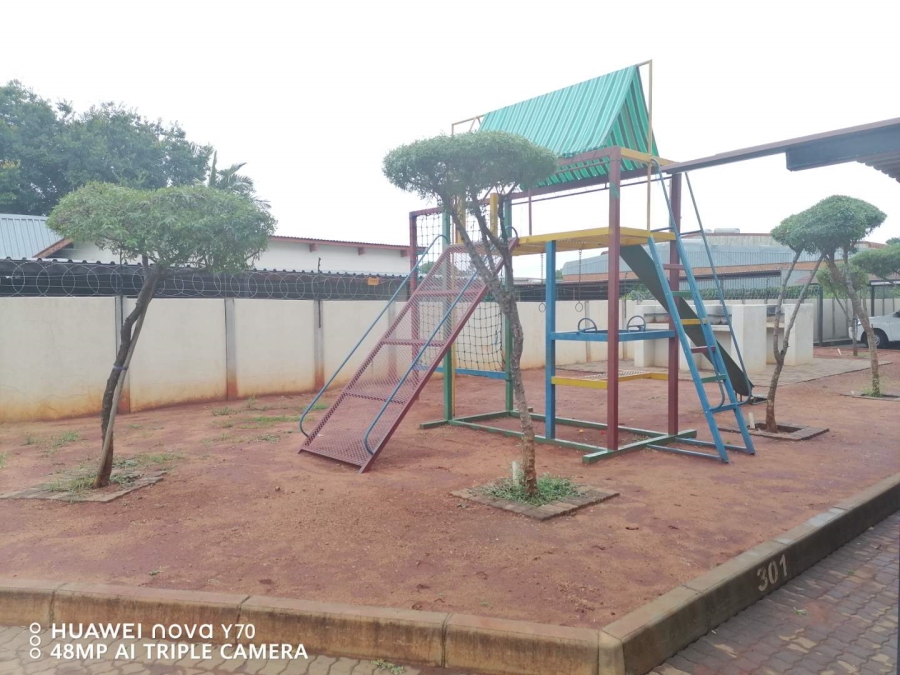 2 Bedroom Property for Sale in Pretoria North Gauteng