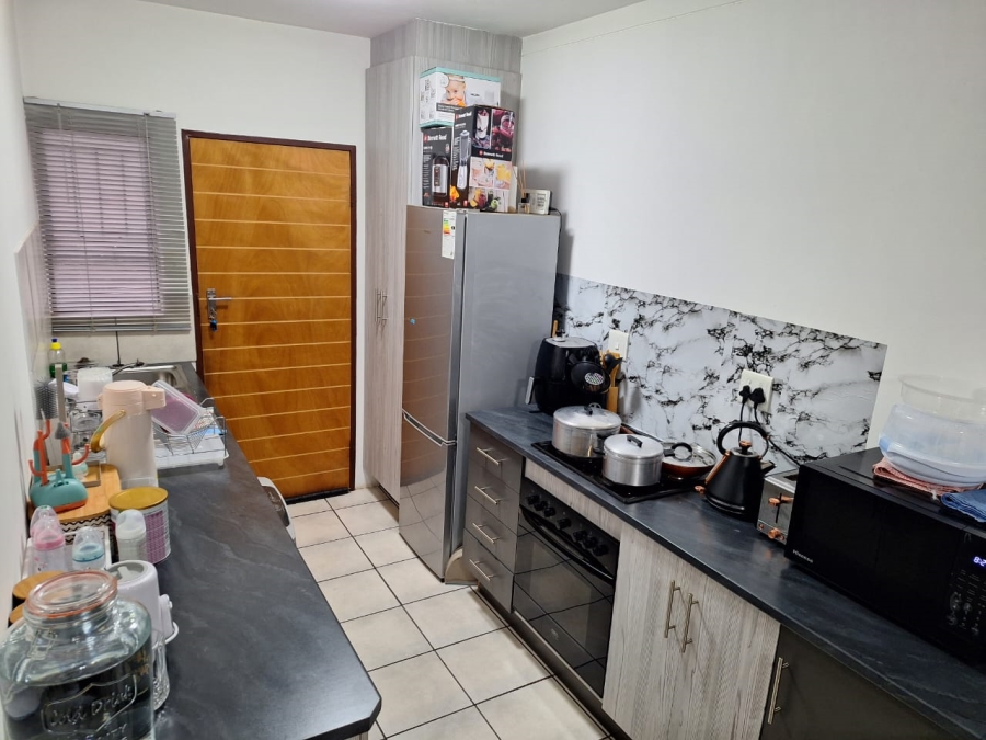 2 Bedroom Property for Sale in Pretoria North Gauteng