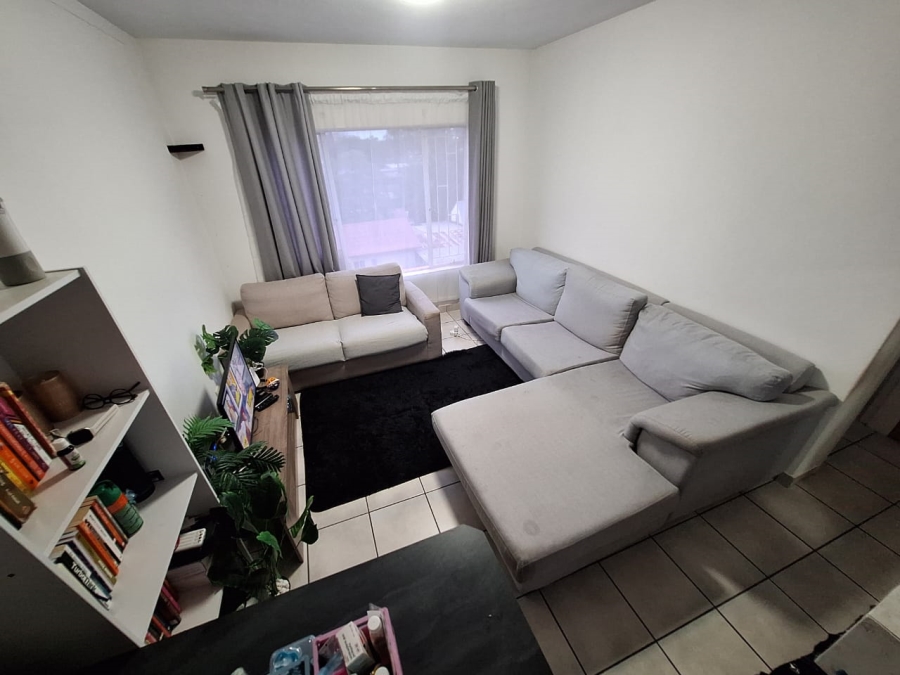 2 Bedroom Property for Sale in Pretoria North Gauteng