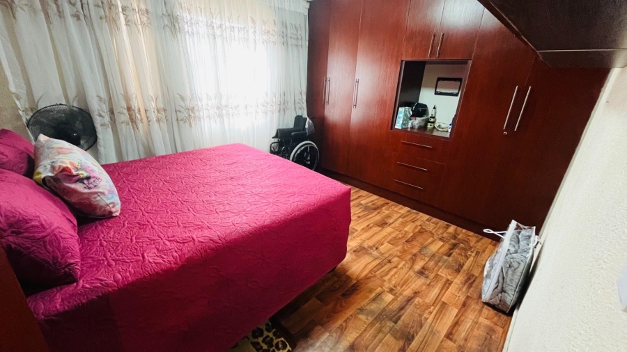 2 Bedroom Property for Sale in Daveyton Gauteng