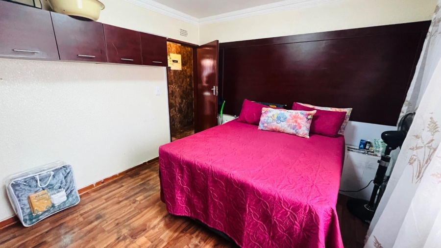 2 Bedroom Property for Sale in Daveyton Gauteng