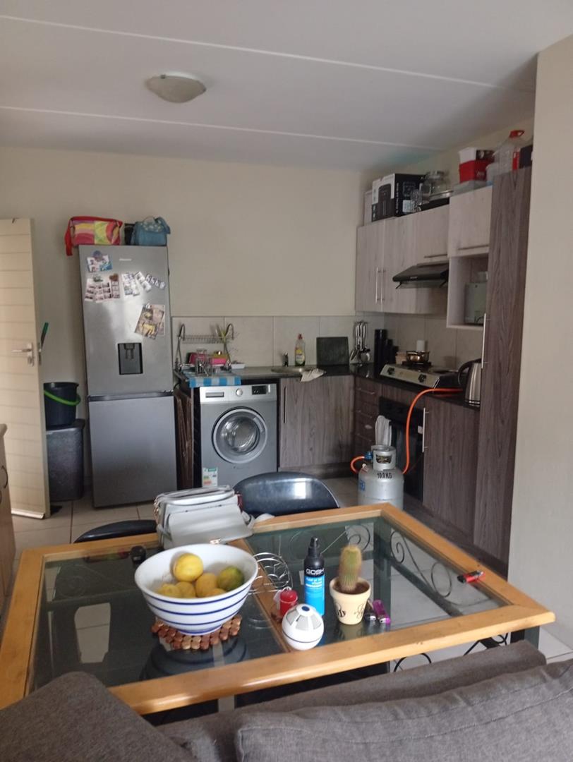 2 Bedroom Property for Sale in Norton Park Gauteng