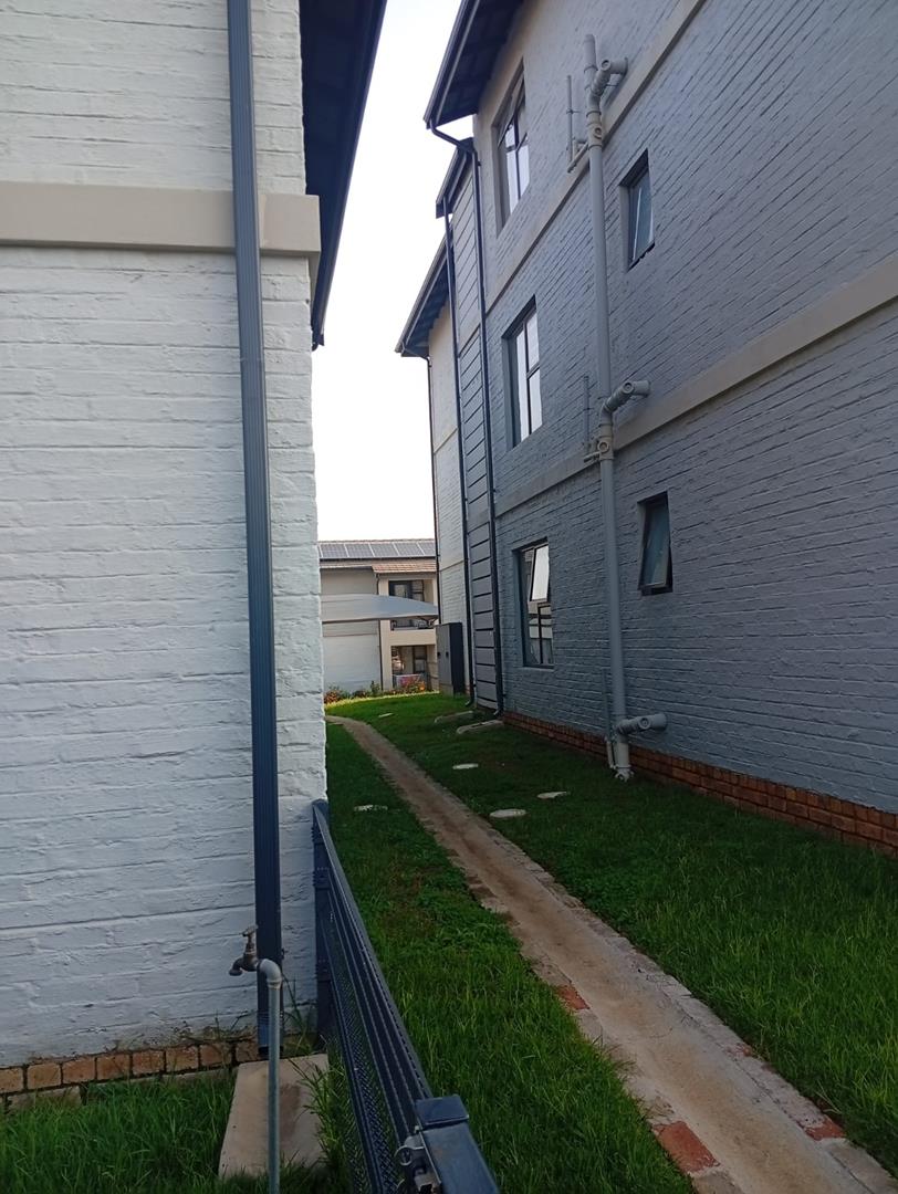 2 Bedroom Property for Sale in Norton Park Gauteng