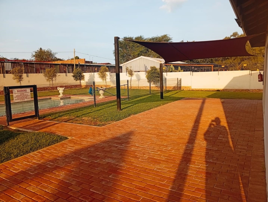 2 Bedroom Property for Sale in Norton Park Gauteng