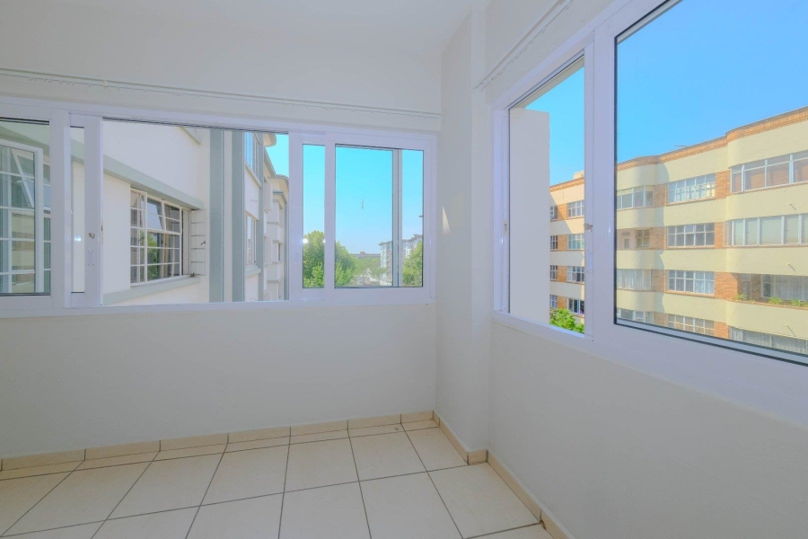 To Let 2 Bedroom Property for Rent in Killarney Gauteng