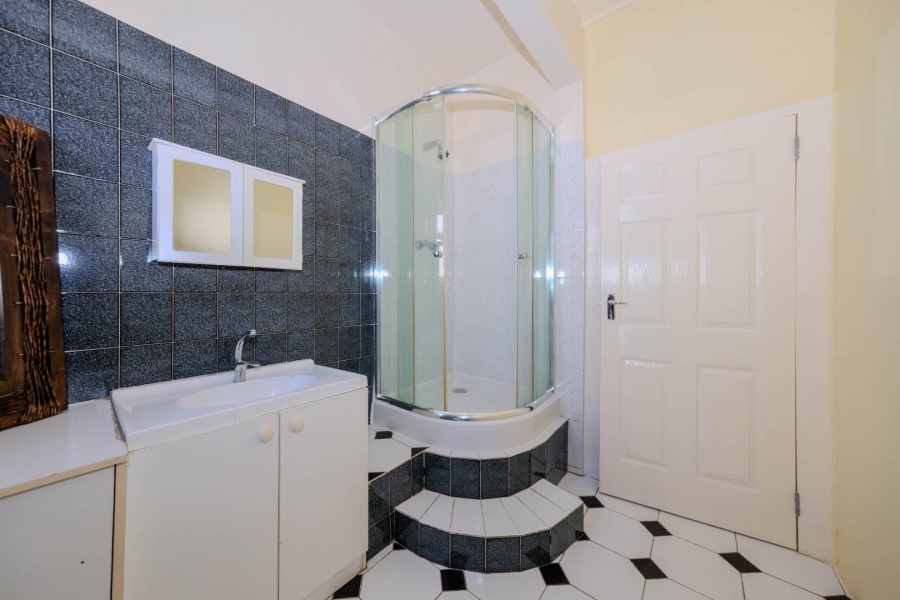 To Let 2 Bedroom Property for Rent in Killarney Gauteng