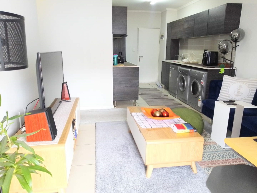 1 Bedroom Property for Sale in Olivedale Gauteng