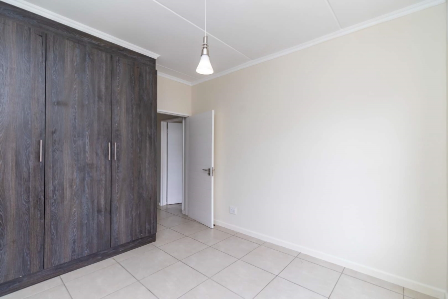 1 Bedroom Property for Sale in Olivedale Gauteng