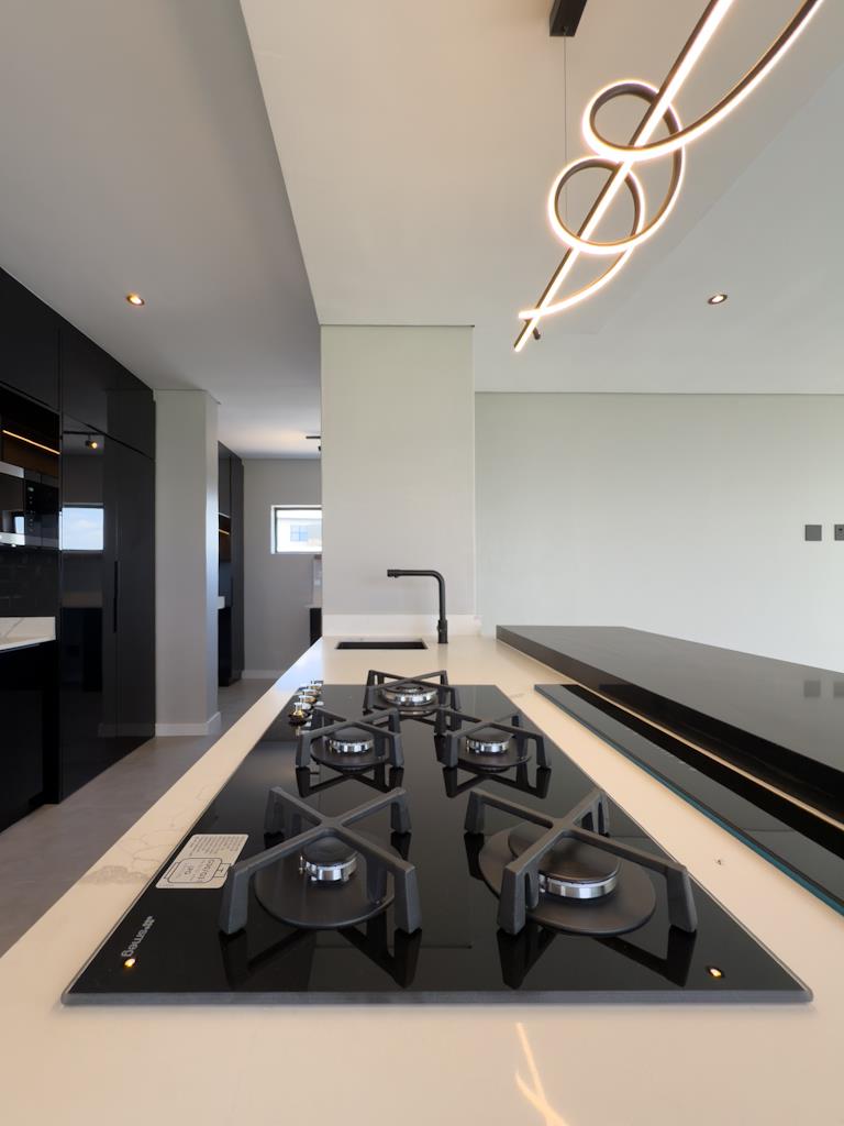 5 Bedroom Property for Sale in Midstream Estate Gauteng