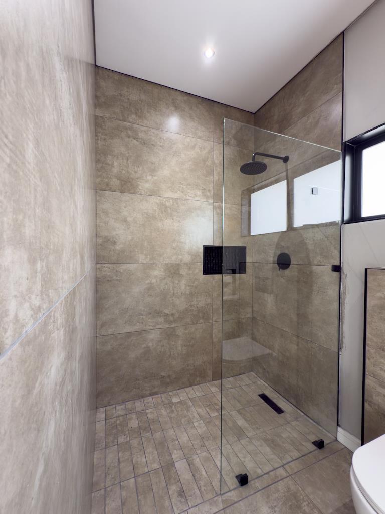 5 Bedroom Property for Sale in Midstream Estate Gauteng