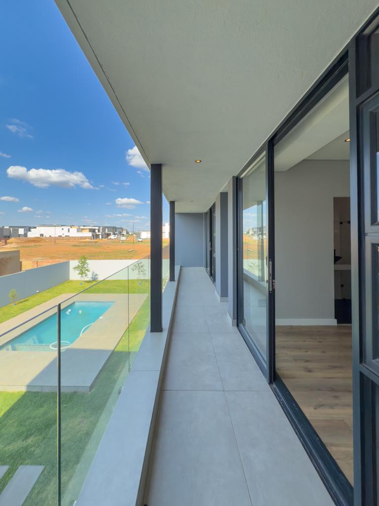 5 Bedroom Property for Sale in Midstream Estate Gauteng