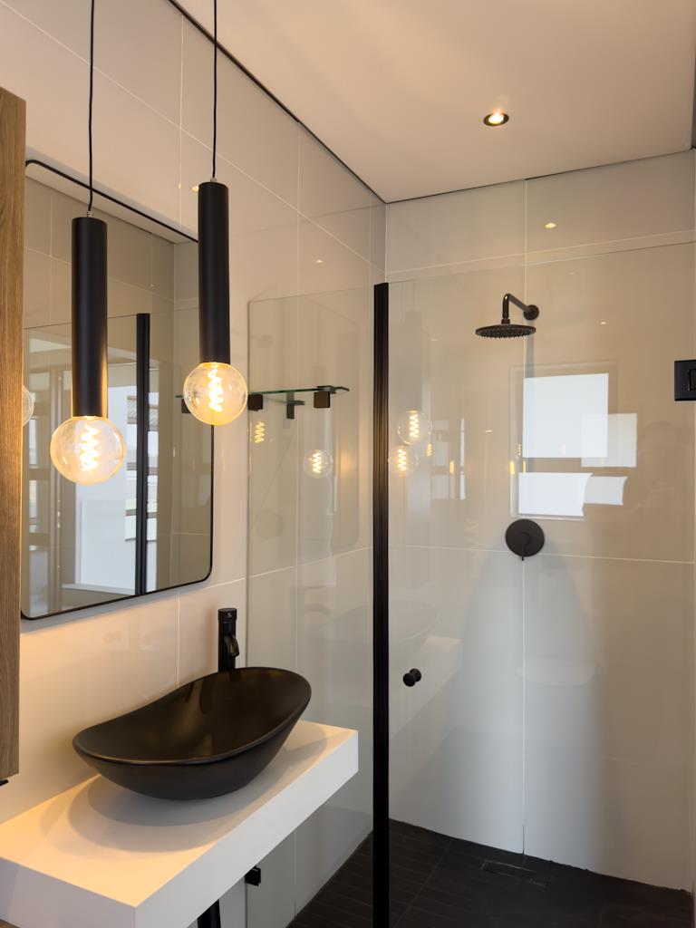 5 Bedroom Property for Sale in Midstream Estate Gauteng