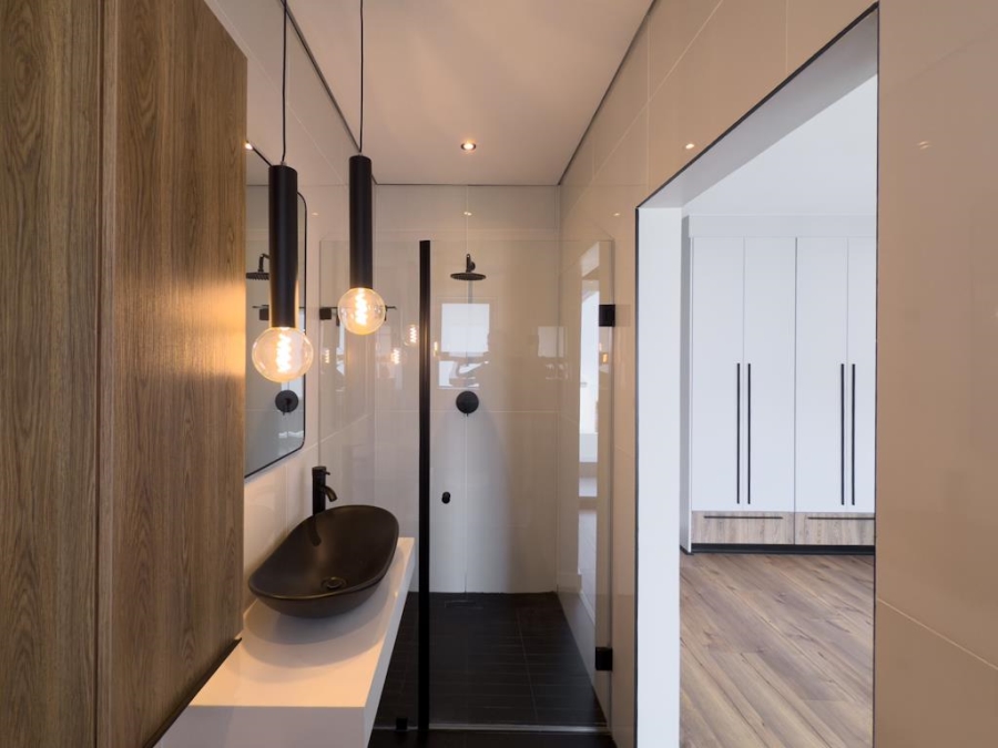 5 Bedroom Property for Sale in Midstream Estate Gauteng