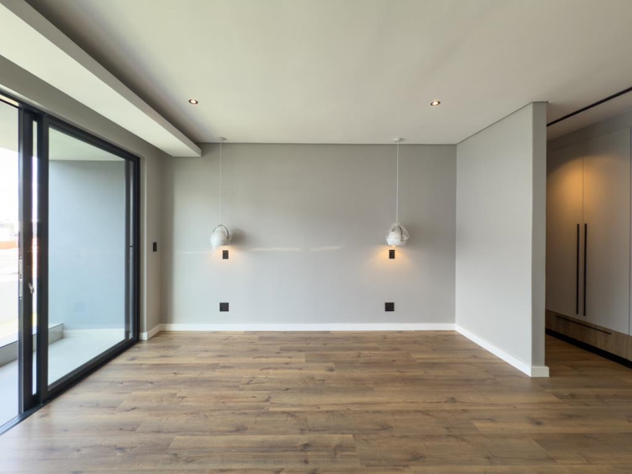 5 Bedroom Property for Sale in Midstream Estate Gauteng