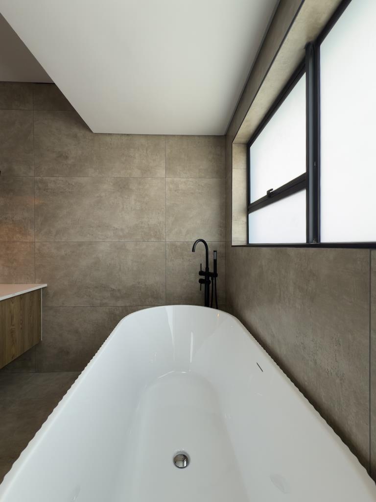 5 Bedroom Property for Sale in Midstream Estate Gauteng