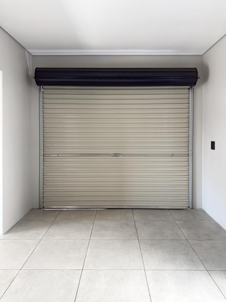 5 Bedroom Property for Sale in Midstream Estate Gauteng