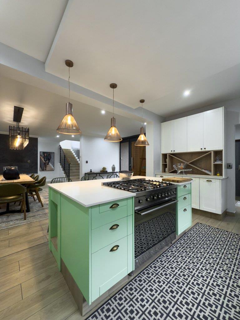 5 Bedroom Property for Sale in Midlands Estate Gauteng