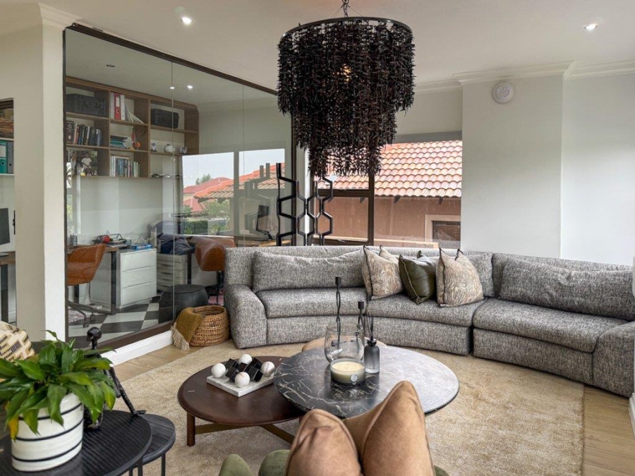 5 Bedroom Property for Sale in Midlands Estate Gauteng