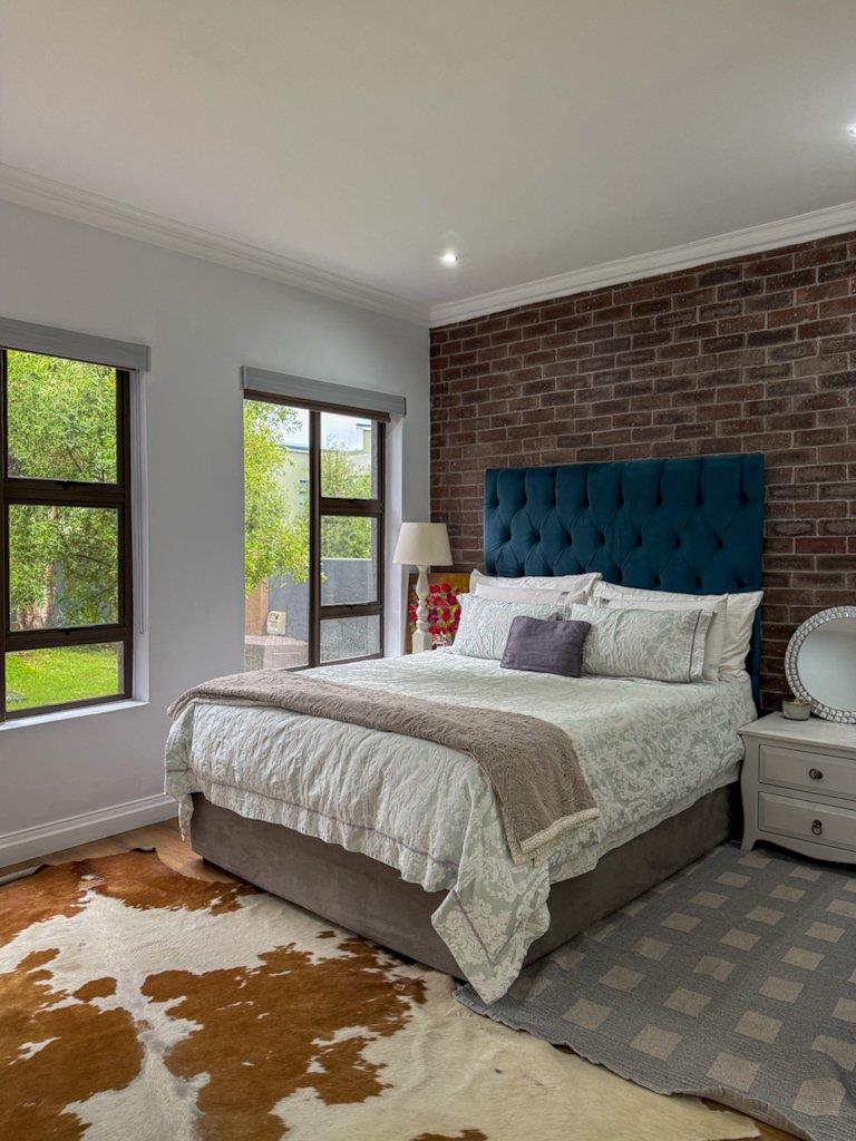 5 Bedroom Property for Sale in Midlands Estate Gauteng