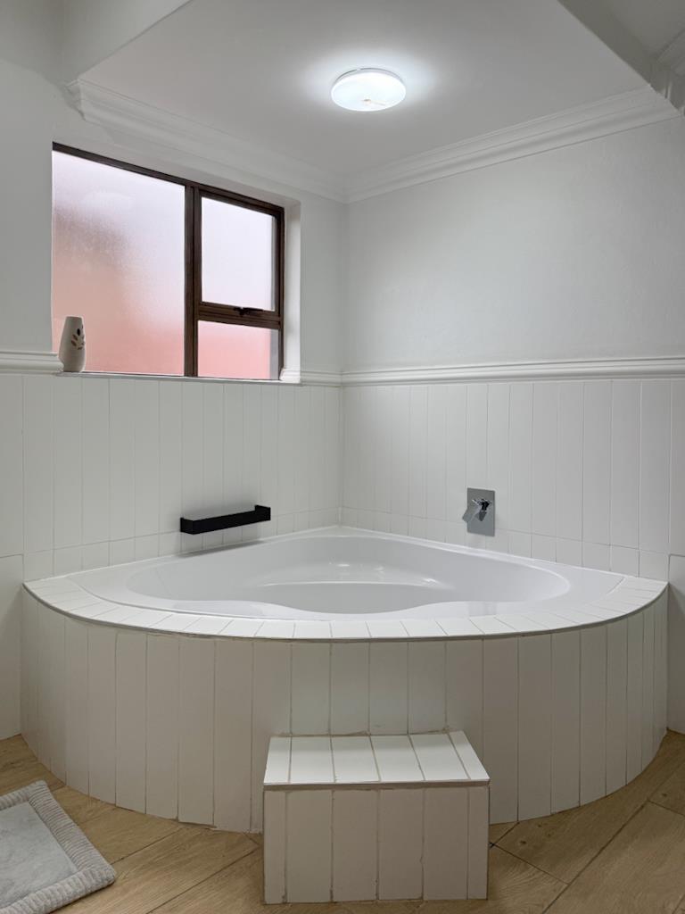 5 Bedroom Property for Sale in Midlands Estate Gauteng