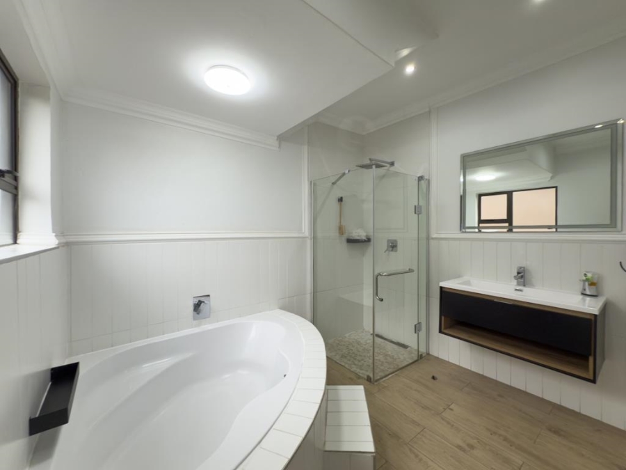 5 Bedroom Property for Sale in Midlands Estate Gauteng