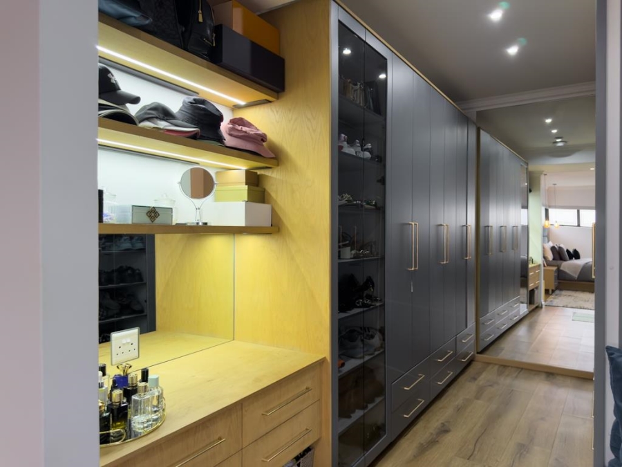 5 Bedroom Property for Sale in Midlands Estate Gauteng