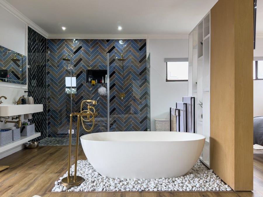 5 Bedroom Property for Sale in Midlands Estate Gauteng