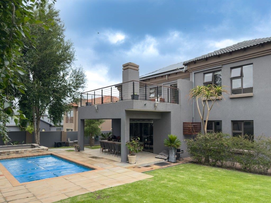 5 Bedroom Property for Sale in Midlands Estate Gauteng