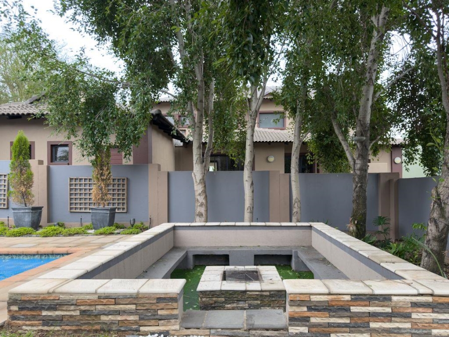 5 Bedroom Property for Sale in Midlands Estate Gauteng
