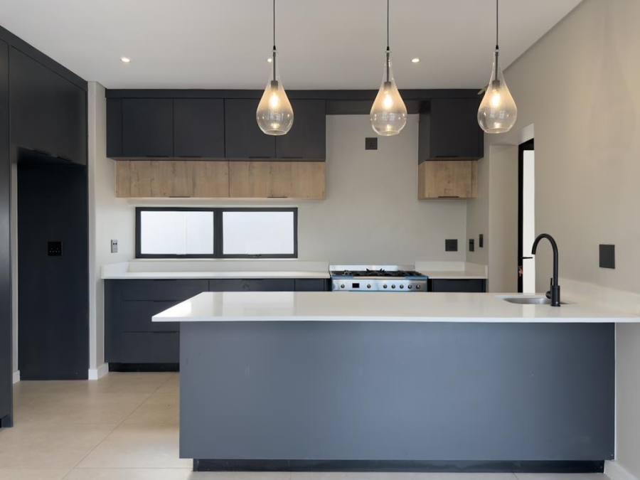 4 Bedroom Property for Sale in Midstream Estate Gauteng