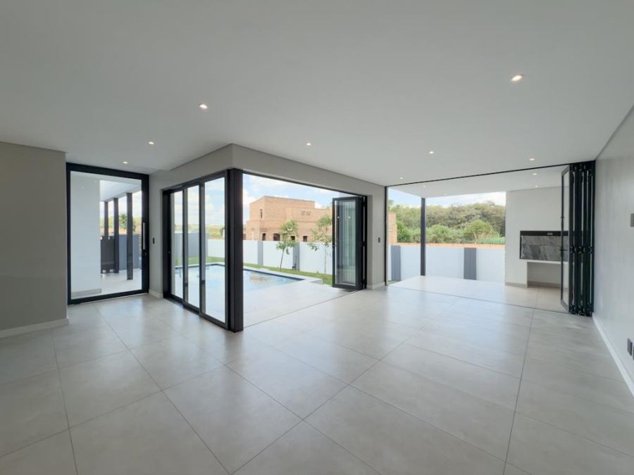 4 Bedroom Property for Sale in Midstream Estate Gauteng