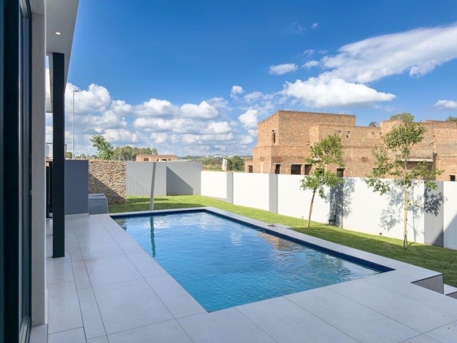 4 Bedroom Property for Sale in Midstream Estate Gauteng